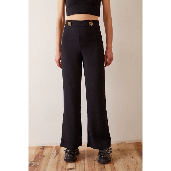 Düğme Detaylı Salaş Pantolon Siyah