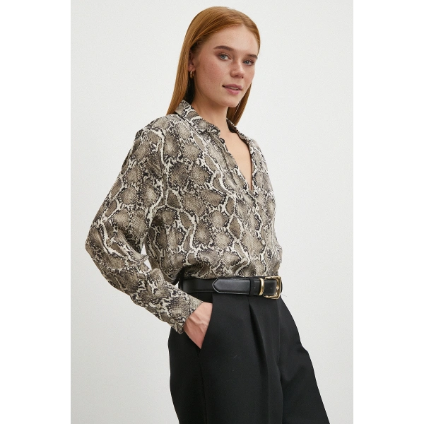 Yılan Desenli Viskon Saten Gömlek Siyah