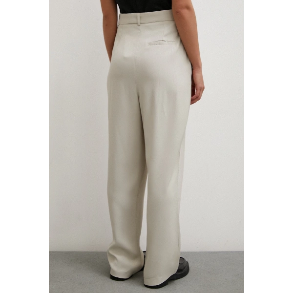 Kemer Detaylı Klasik Pantolon Taş