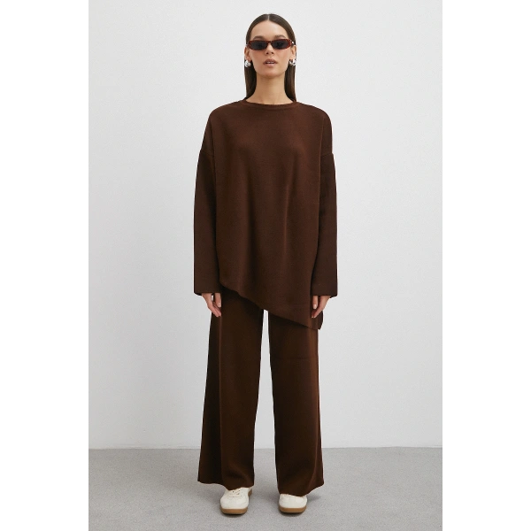 Eteği Çapraz Pantolonlu Bisiklet Yaka Takım Kahve