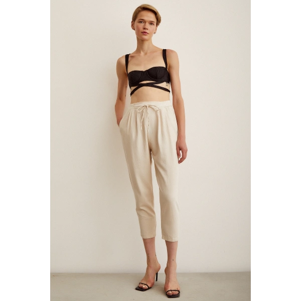 Örgü Kemerli Pantolon Bej