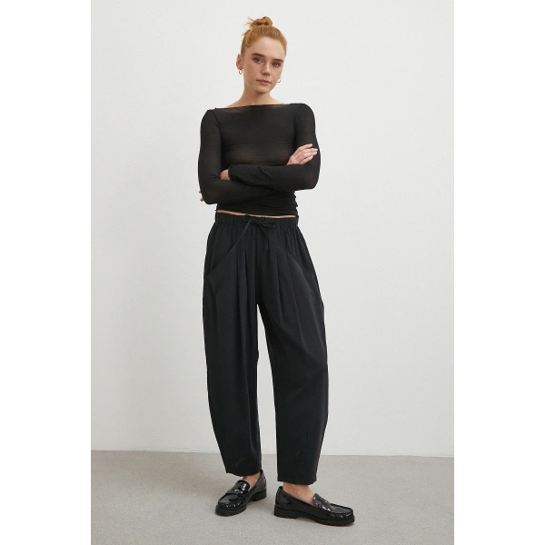 Bağcıklı Beli Lastikli Pileli Pantolon Siyah