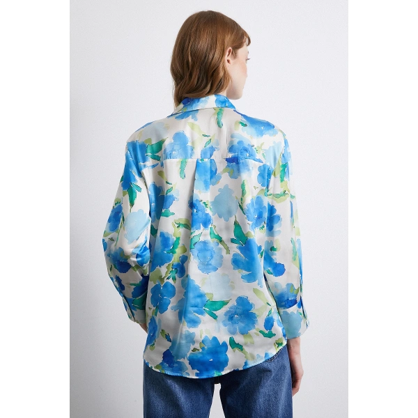 Çok Renkli Çiçek Desenli Gömlek Lacivert