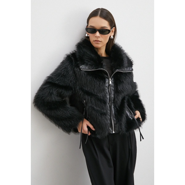 Deri Garnili Lolita Mont Siyah