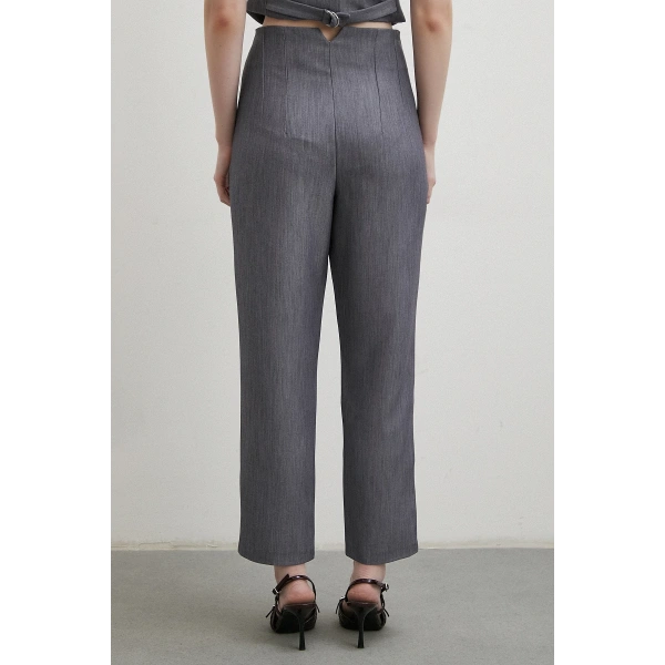 Önü Pensli Skinny Kumaş Pantolon Antirasit