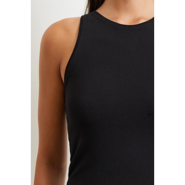 Basit Crop Top Siyah