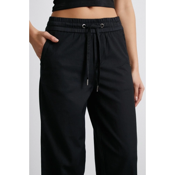 Beli Lastikli Pacası Katlamalı Pantolon Siyah