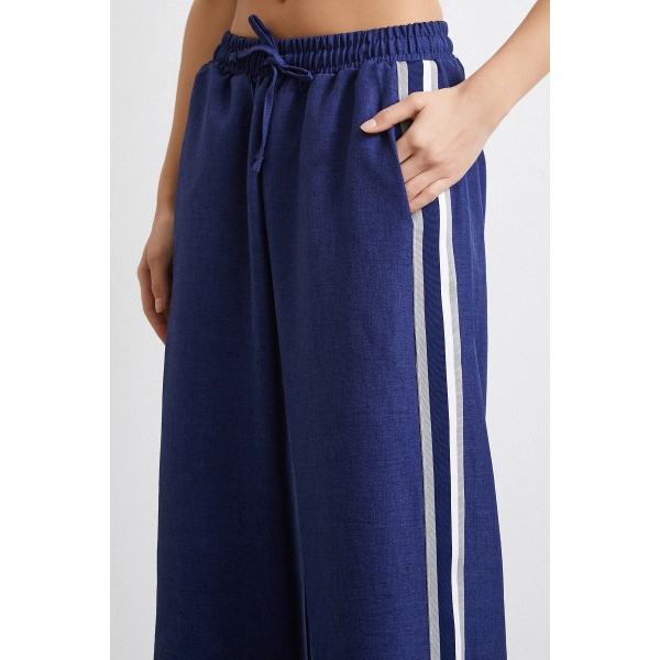 Beli Lastikli Çift Şeritli Pantolon Saks