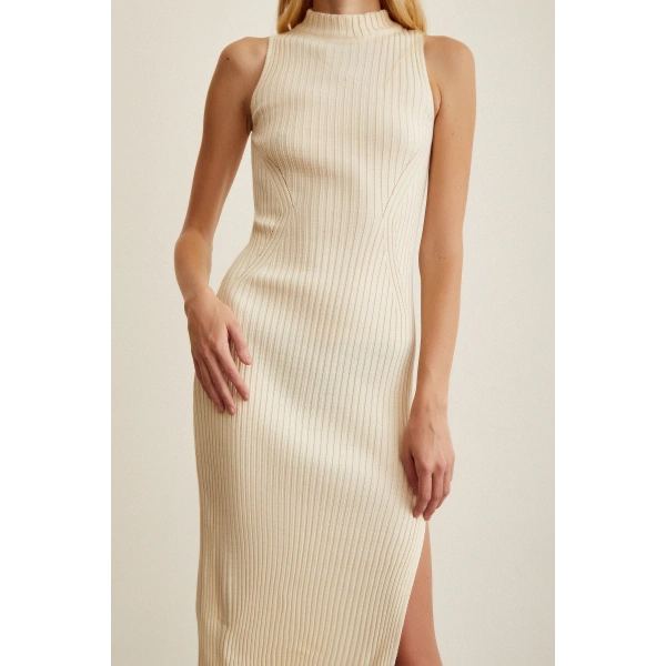 Sıfır Kol Yırtmaçlı Triko Elbise Ekru