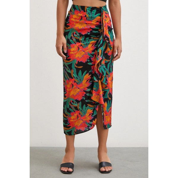 Önü Fırfırlı Desenli Etek Yeşil