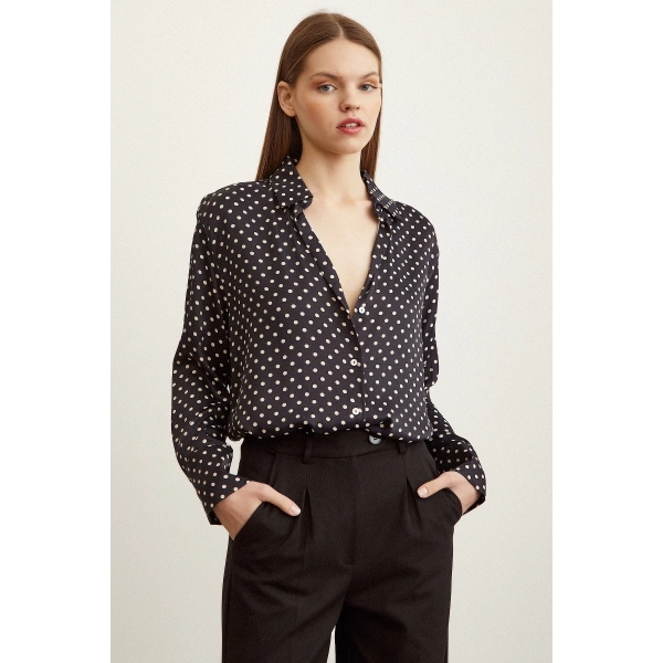 Puantiye Desenli Saten Gömlek Siyah