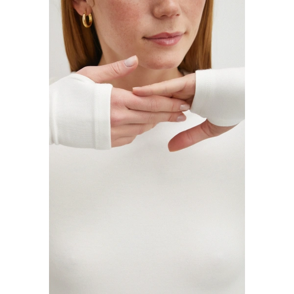 Kol Yırtmaçlı Bluz Beyaz