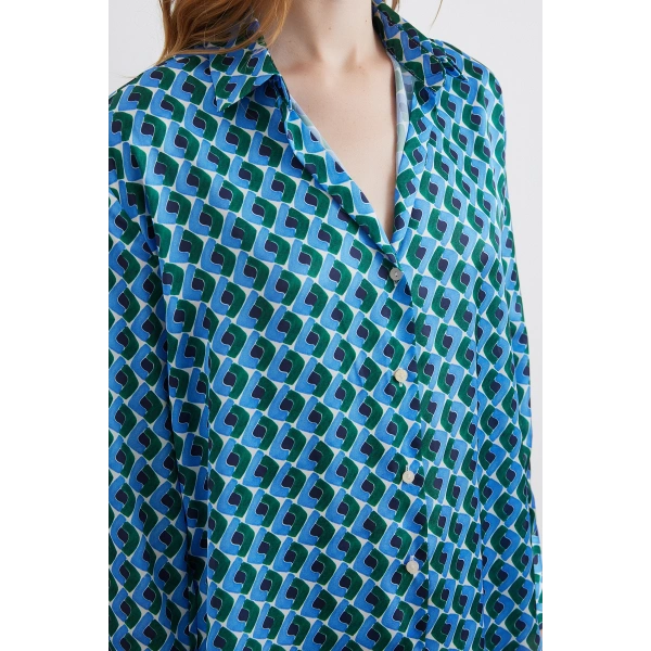 Geometrik Desenli Saten Gömlek Mavi