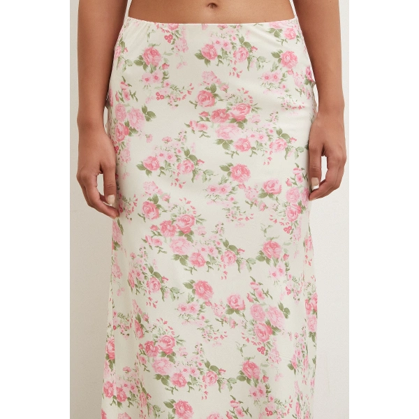 Çiçek Desenli Saten Eten Lila