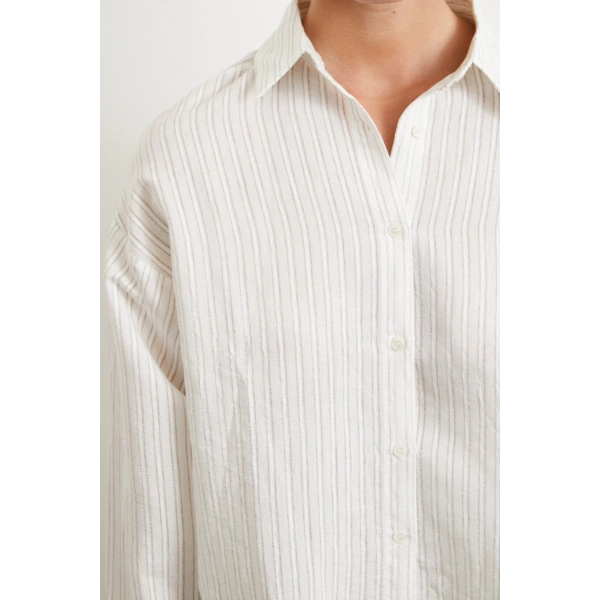 Simetrik Çizgili Gömlek Taş