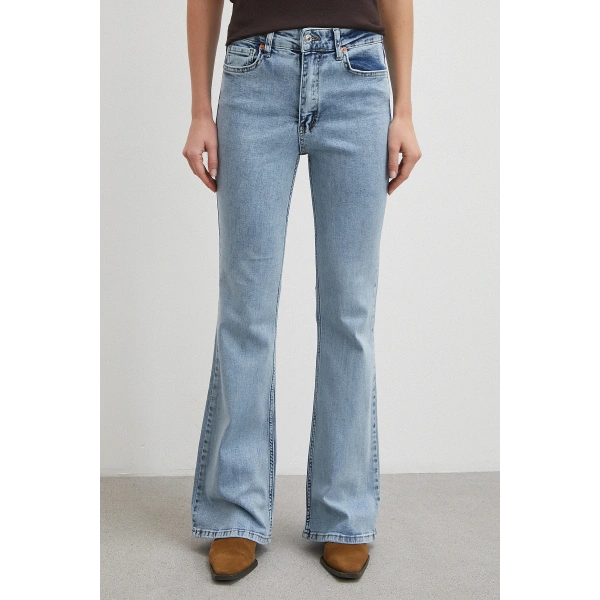 Orta  Bel Likralı İspanyol Paça Jean Buz Mavisi