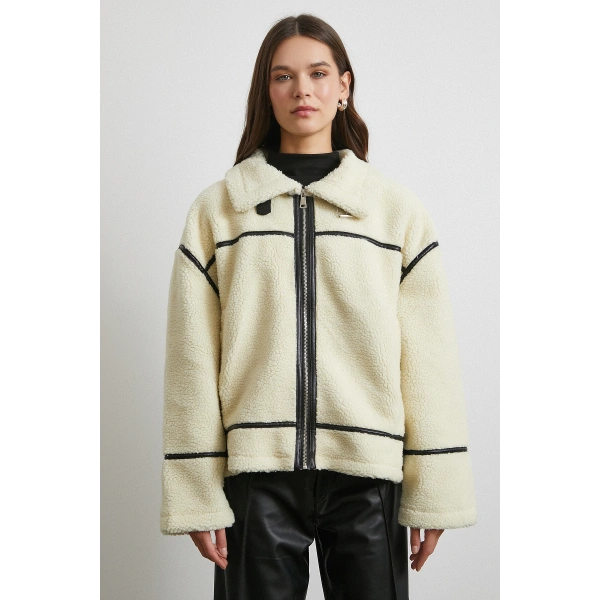 Ters Detay Lamine Biker Ceket Krem