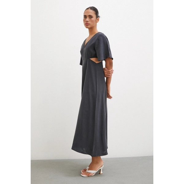 V Yaka Yan Dekolteli  Elbise Antirasit