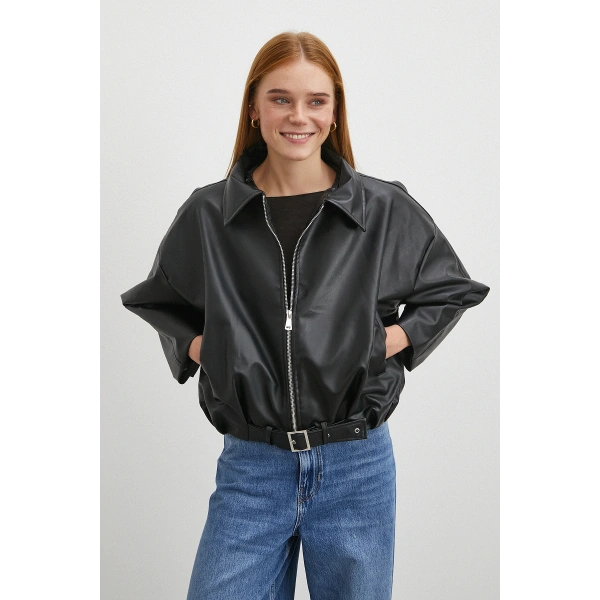Yakalı Kemer Detaylı Deri Ceket Siyah