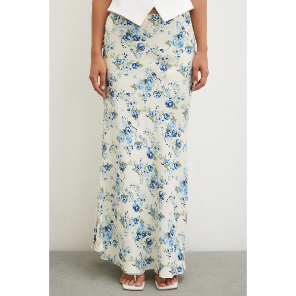 Çiçek Desenli Saten Eten Mavi