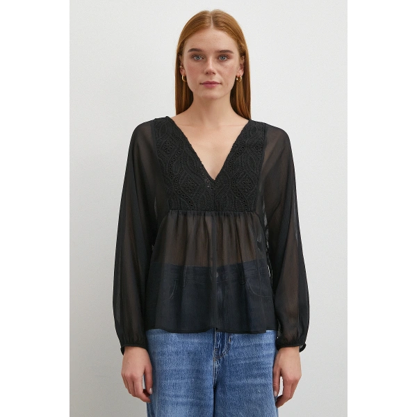 V Yaka Dantelli Transparan Bluz Siyah