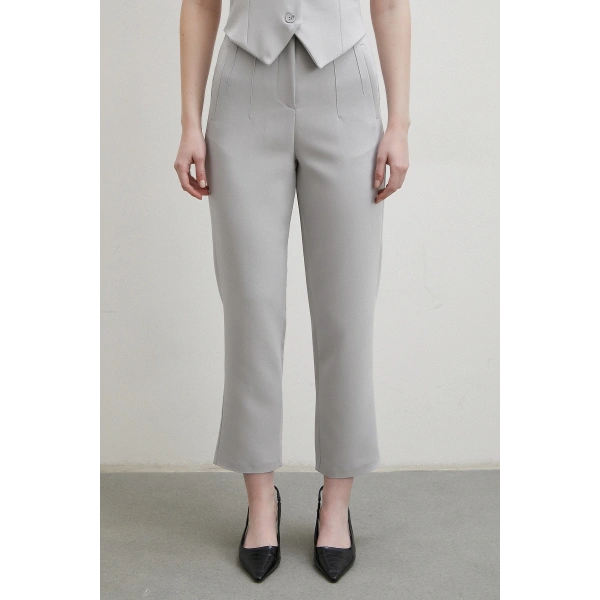 Önü Pensli Skinny Kumaş Pantolon Gri