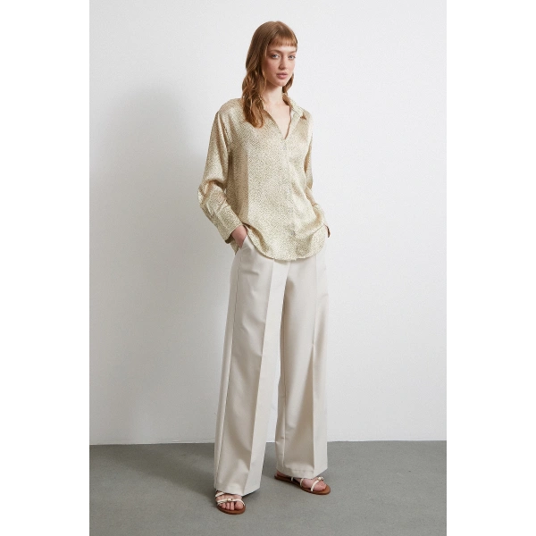 V Yaka Desenli Saten Gömlek Yeşil