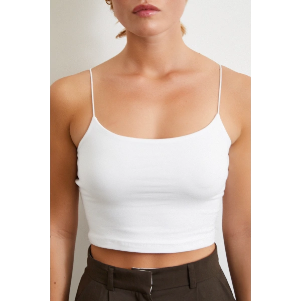 Lastik Askılı Top Beyaz