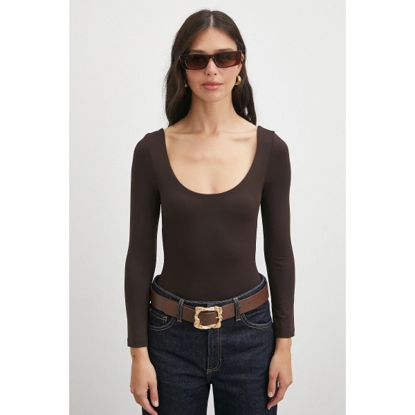 U Yaka Uzun Kollu Çıtçıtlı Bodysuit Kahve