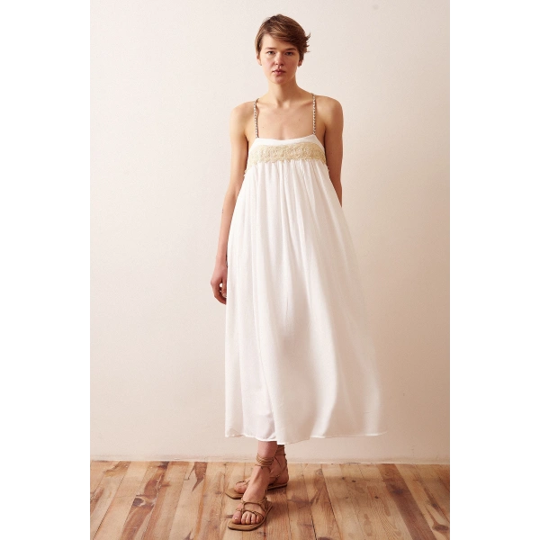 Dantel Detaylı Askılı Salaş Elbise Beyaz