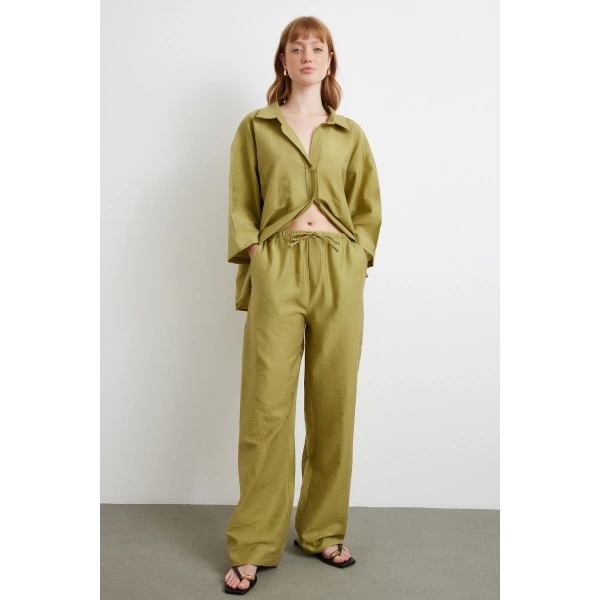 Arka Cepli Salaş Pantolon Yeşil