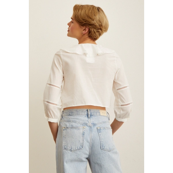 Şerit Dantel Detaylı Fırfırlı Bluz Beyaz