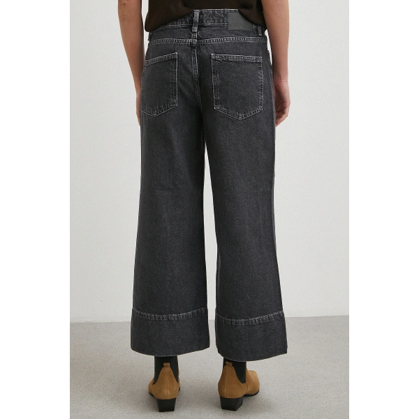 Yüksek Bel Paça Detaylı Jean Füme