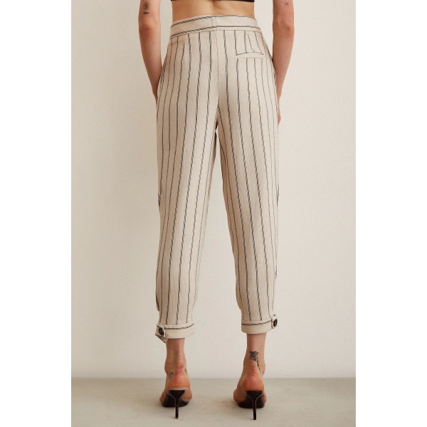 Önü Düğmeli Çizgili Pantolon Çizgili Ekru