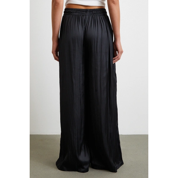 Beli Lastikli Geniş Paça Büzgülü Pantolon Siyah