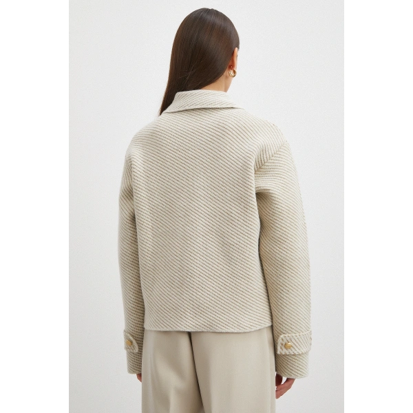 Polo Yaka Cepli Gold Düğmeli Ceket Krem