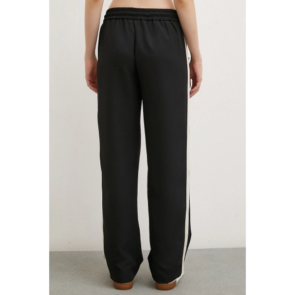 Beli Lastikli Şeritli Pantolon Siyah