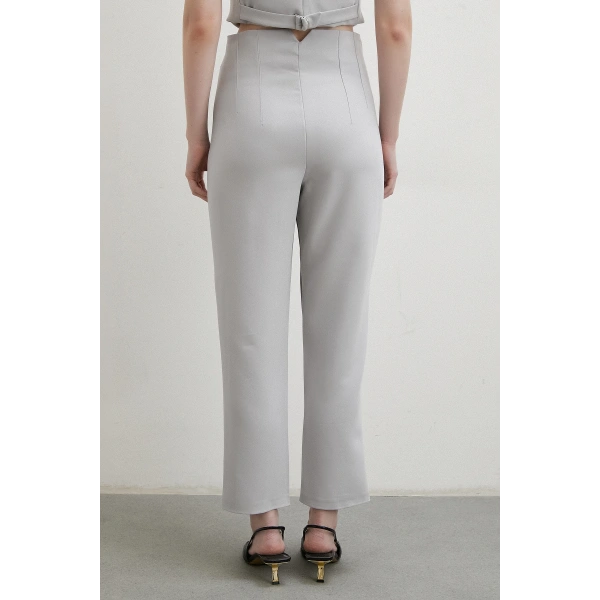 Önü Pensli Skinny Kumaş Pantolon Gri