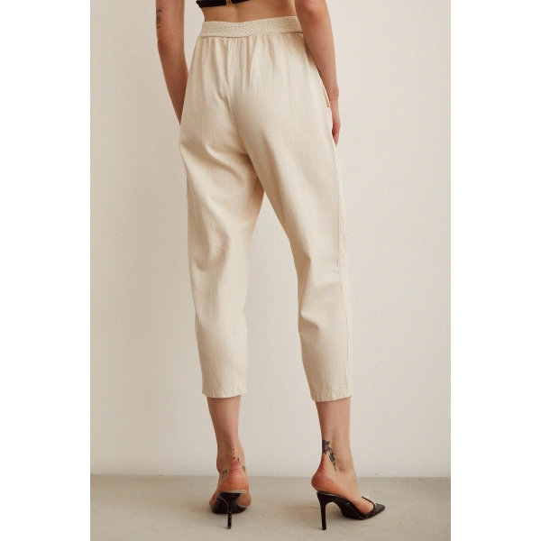 Örgü Kemerli Pantolon Bej