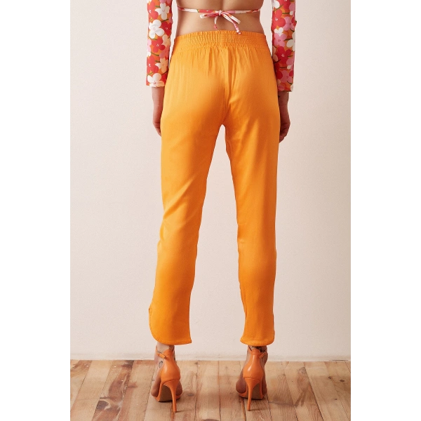 Beli Lastikli Saten Pantolon Turuncu