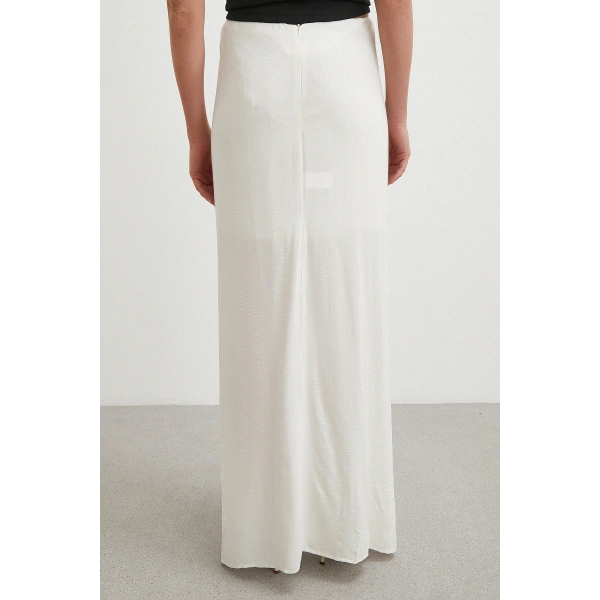 Önü Bağlamalı Yırtmaçlı Etek Ekru