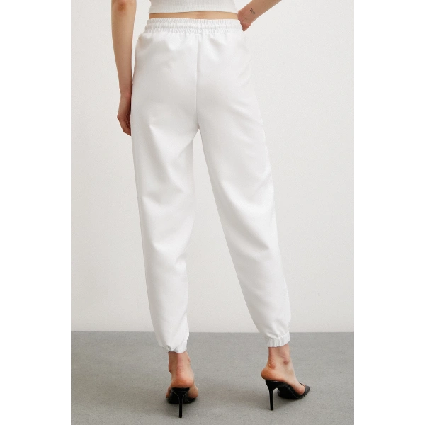 Likralı Eşofman Altı Beyaz