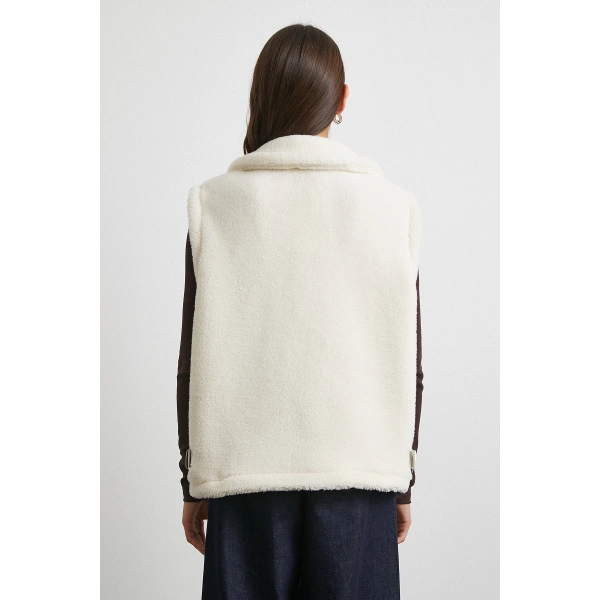 Yaka Detaylı Yumoş Yelek Ekru