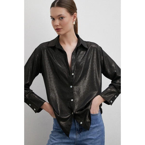 Varaklı V Yaka Gömlek Siyah