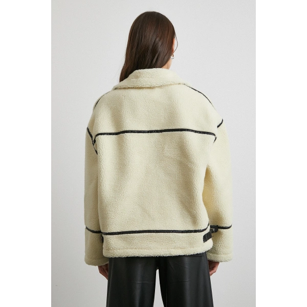 Ters Detay Lamine Biker Ceket Krem