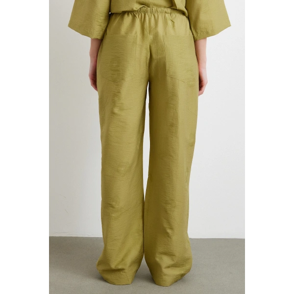 Arka Cepli Salaş Pantolon Yeşil