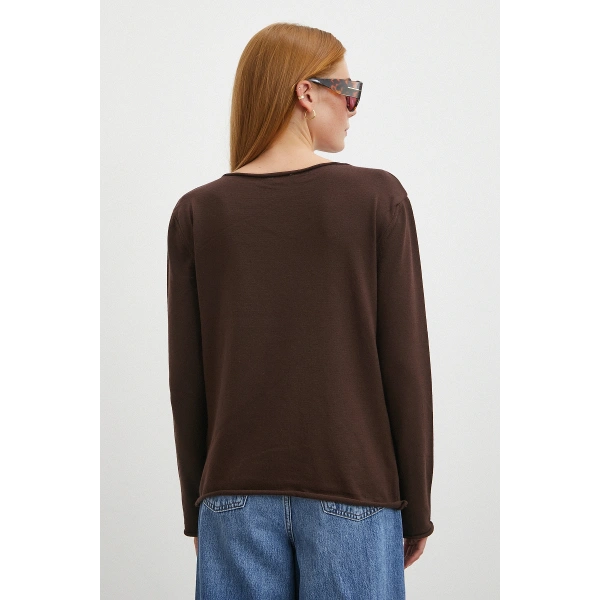 Kayık Yaka Uzun Kol Kazak Kahve