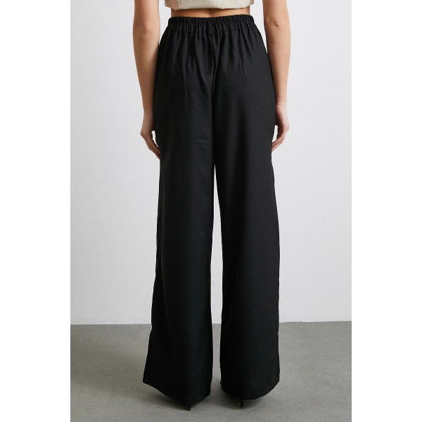 Yüksek Bel Beli Lastikli Geniş Paça Pantolon Siyah