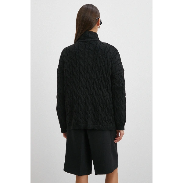 Saç Örgülü Yarım Fermuarlı Kazak Siyah