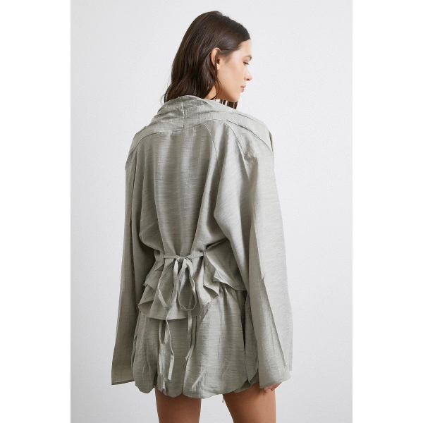 Geniş Kol Önden Bağlamalı Bluz Taş